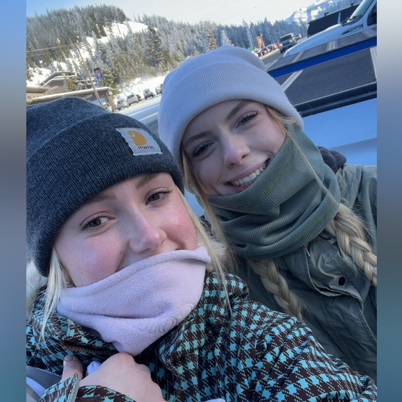 Meet your Posher, Riley - Picture 3 of 3